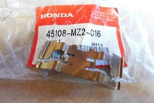 HONDA CBR1000 CBR1100 FES125 FES250 NOS BRAKE PAD RETAINER CLIP  # 45108-MZ2-016