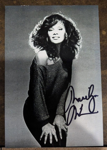 Marilyn mccoo 4x6 signed - marilyn,