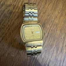 Seiko 5 Men's Gold Tone Quartz