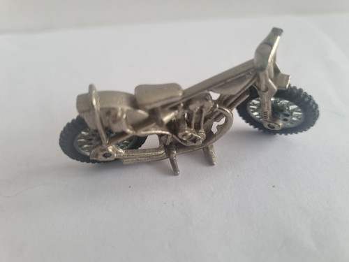 Britains ltd vintage metal - britains,