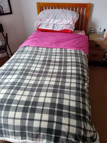 Wooden single bed frame - wooden,