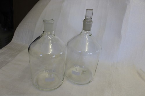 Science lab glassware 1 - lab,