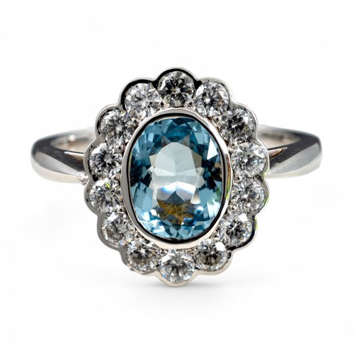 18ct white gol aquamarine - 18ct, ring