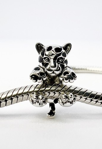 Cheetah wrap charm - cheetah,