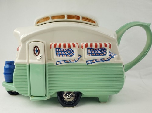 The teapottery teapot touring - the,
