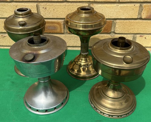 Job lot vintage brass - of,