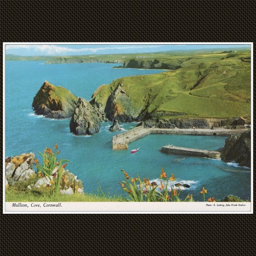 Mullion cove cornwall coastal - cove,
