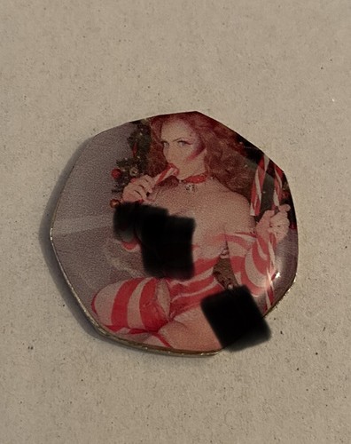 Enamelled coin naughty women - enamelled,