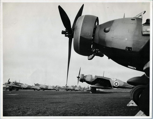 Vickers wellesley line - line, up