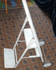 step ladder/hand truck combination