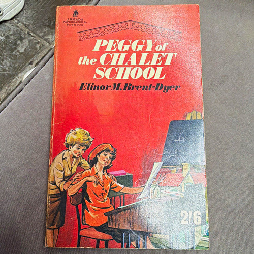 Peggy the chalet - school, by