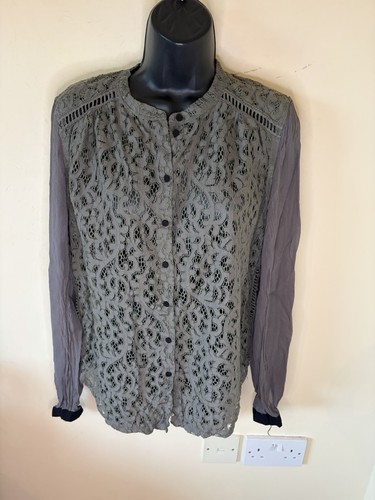 Grey lace front top size - front,