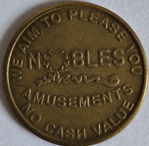 Token nobles amusements - -,