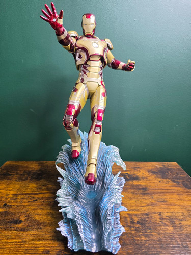 Kotobukiya iron man mark - iron, 3