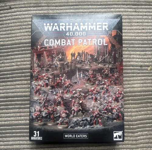 World eaters combat - world,