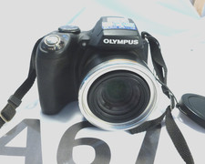 Olympus SP-590UZ Digital Camera 12MP 26x Optical Zoom refm