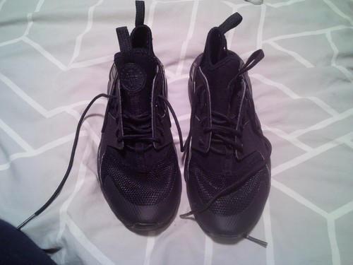 Black nike air - huarache, size