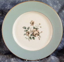 ROYAL DOULTON — TC 1010 — ROSE ELEGANS — 10 ½ "  27 cm — DINNER PLATE — OPG