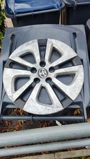 Genuine Toyota Corolla Prius Auris Wheel Trim Used Silver Black