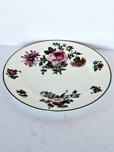 Royal doulton multi colour - 8",