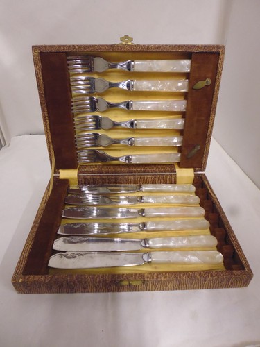Vintage silver plated bone - silver,