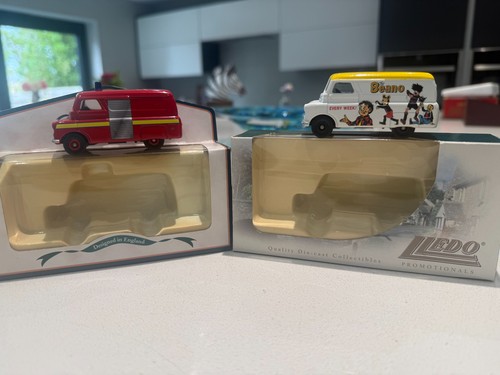 Lledo bedford van beano - ca, +