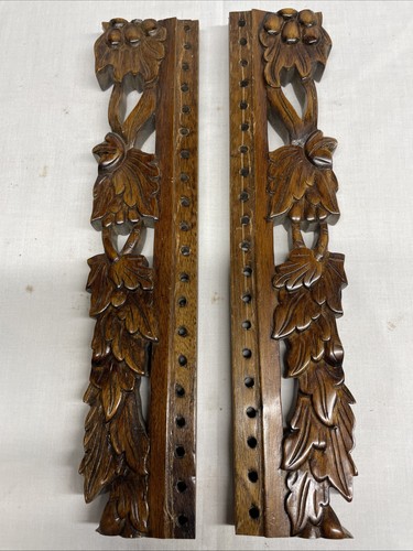 Carved panels pediment - carved,
