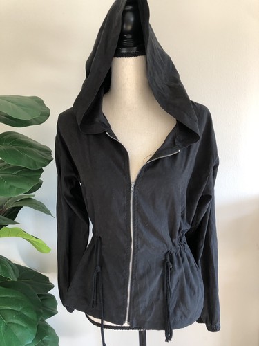 Athletic light weight jacket - light,