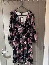 Dorothy Perkins Floral Wrap