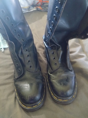Martens hole black - martens,