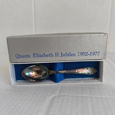 Queen Elizabeth II 1977 Silver Jubilee Spoon in box EP
