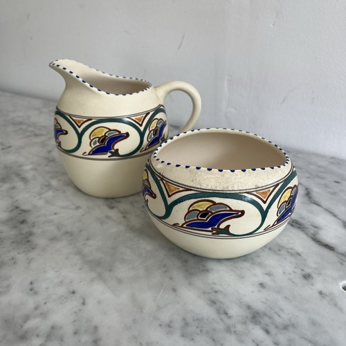 Honiton pottery hilton vase - honiton,