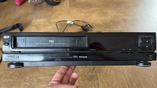 Philips vhs nicam vr6585 video - philips,