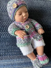 HAND KNITTED DOLLS CLOTHES TO