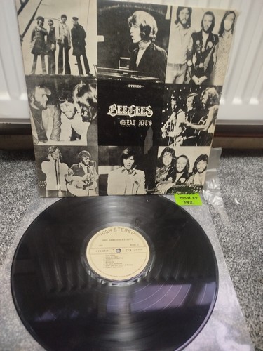 Bee gees taiwan import - gees,