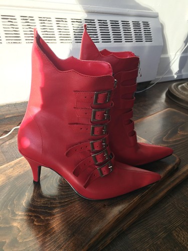 Witchy red leather - red,