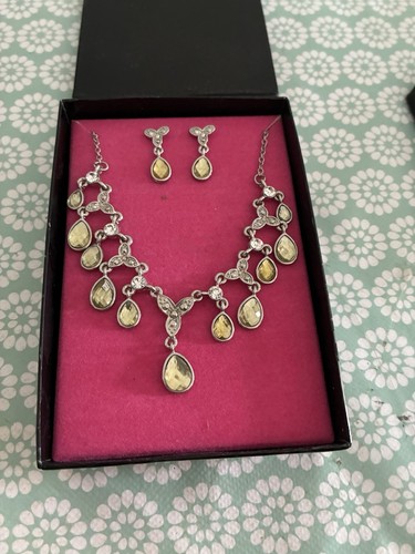 Vintage wallis necklace and - vintage,