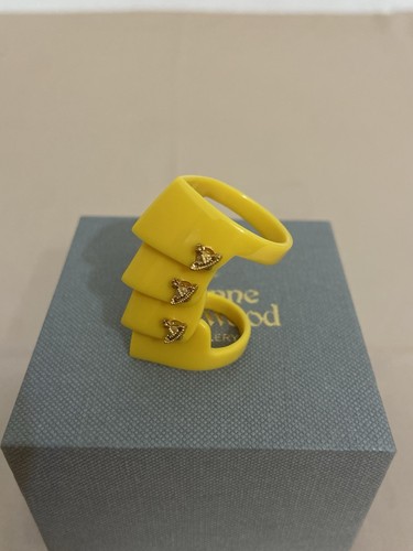 Vivienne westwood resin - vivienne,