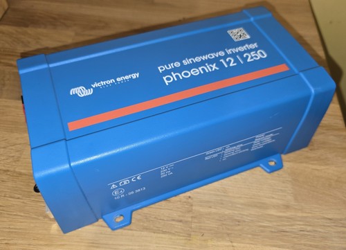 Victron energy phoenix - energy,