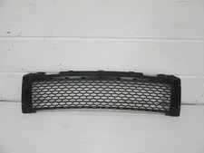 LAND ROVER FREELANDER 2 2011 - 2014 FRONT BUMPER LOWER GRILLE MESH NEW GENUINE