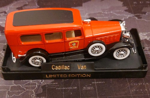 Solido cadillac van scale - van, 1:43