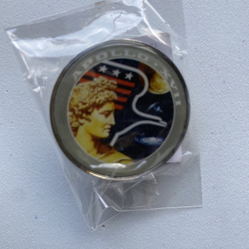 Apollo xvii pin badge - apollo,