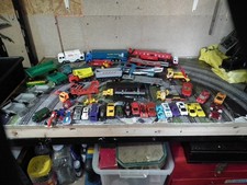 A LARGE COLLECTION OF DIECAST