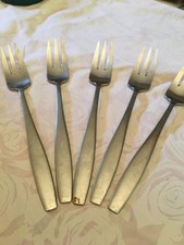 MODERNA 5 X 3 PRONG FORKS ( SIMILAR ELKINGTON BOSTON ) MID CENTURY