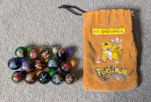 Vintage pokémon marbles - 14,