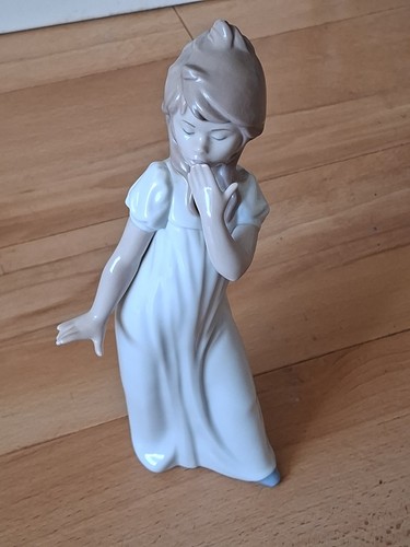 Nao lladro tall girl - by,