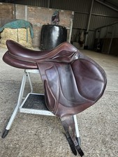 18” Devoucoux Chiberta Lab Jump Saddle