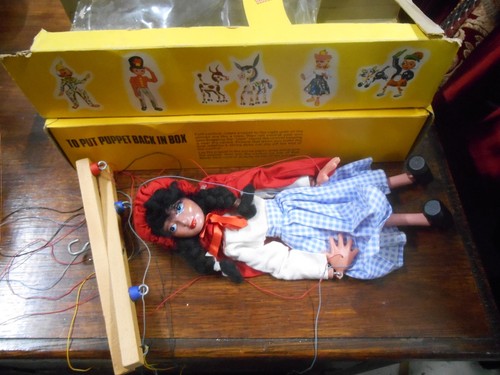 Boxed pelham red riding - red, hood