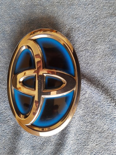 Toyota prius front bumper - front,
