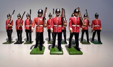 12 Britains Model Soldiers